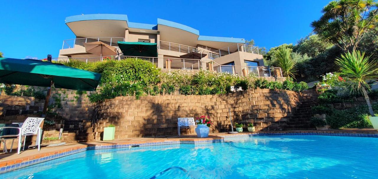 Over The Moon Guesthouse โจฮันเนสเบิร์ก ภายนอก รูปภาพ